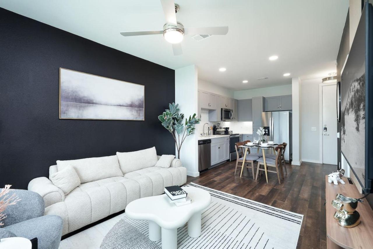 Apartment Cozy 1br-w Parking & Pool, Near Rvrwlk & Conv Ctr San Antonio
